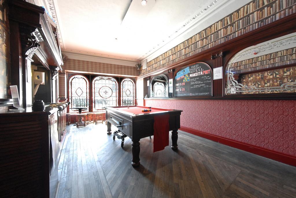 The George Hotel Whitby Exterior foto